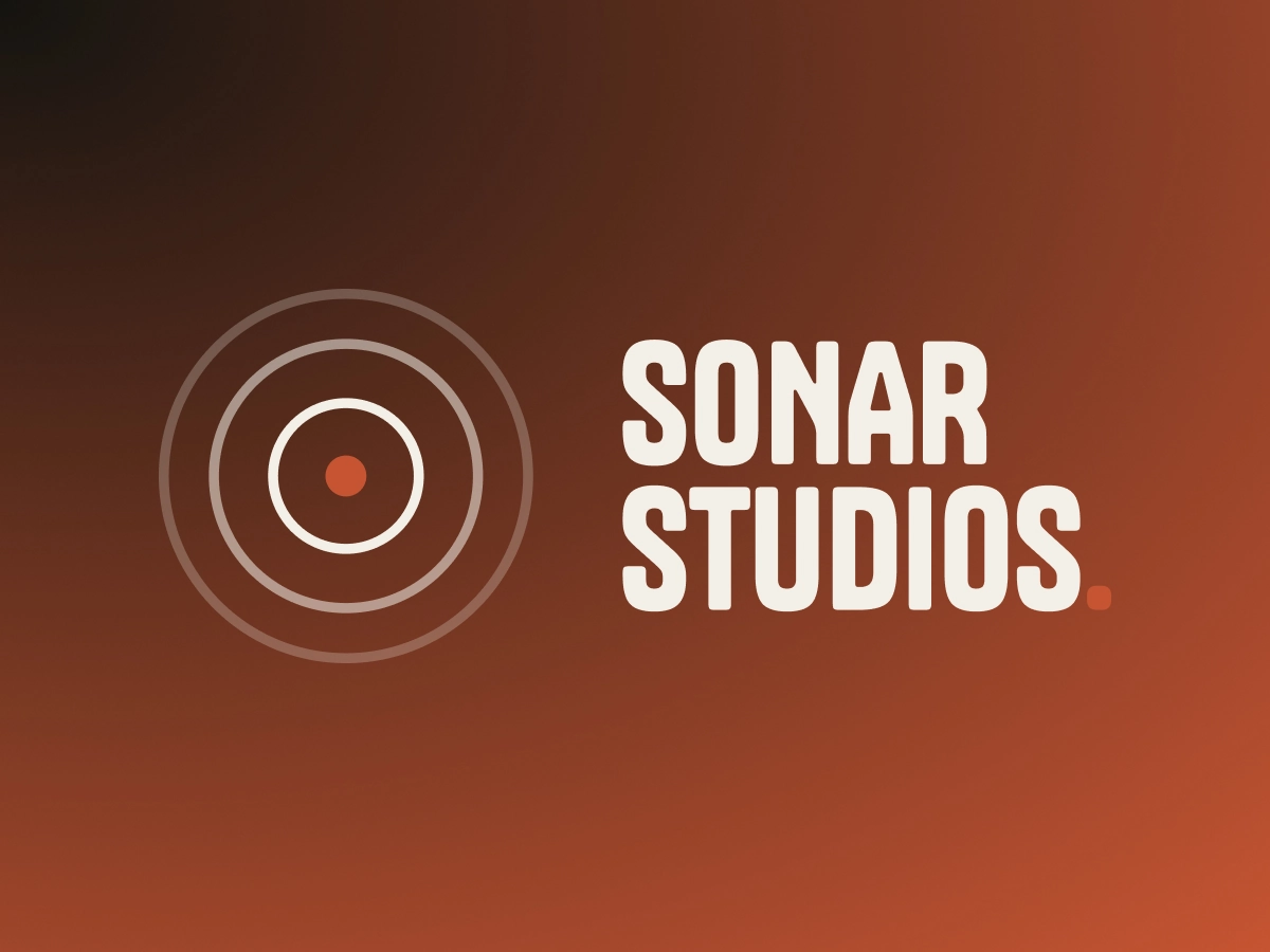Sonar-Studios-Marke auf dunklem Grund